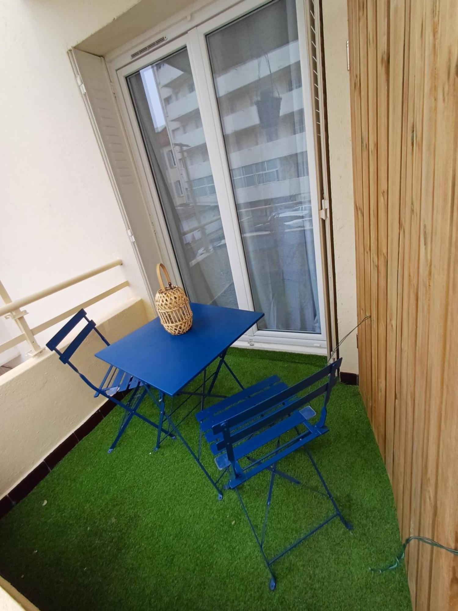 Plein Soleil Petit Dej Compris Compris Bed & Breakfast Тулон Екстериор снимка